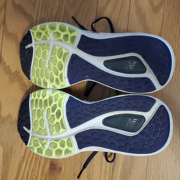 Womens Size 8.5 New Balance FreshFoam 680v7 Arctic Fox/Outer Space/Paradise Pink - Picture 6 of 6